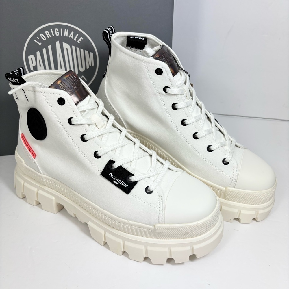 Palladium Revolt Hi TX Star White Marshmallow Womens Size 10 Platform Boots